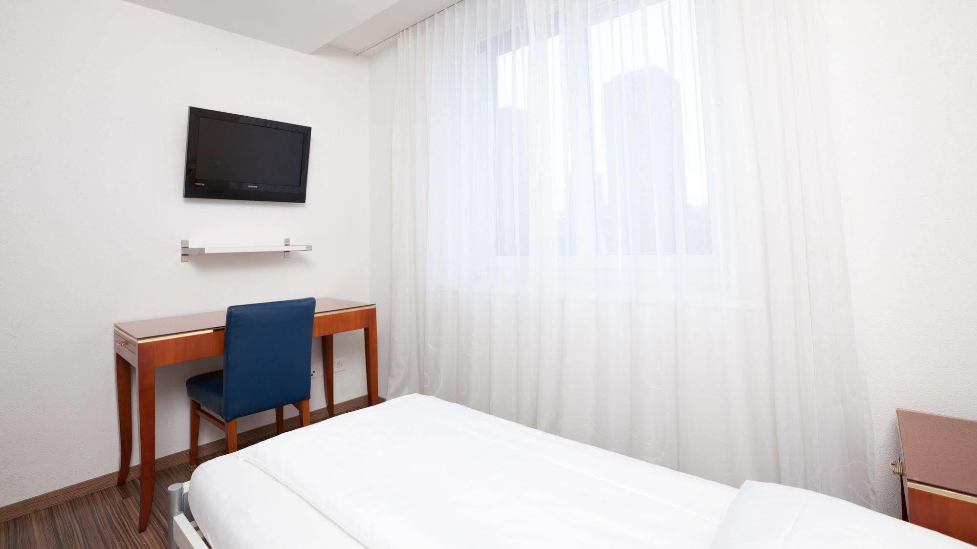 Swiss Star Marc Aurel - Self Check-In Apartment Zurich Ngoại thất bức ảnh